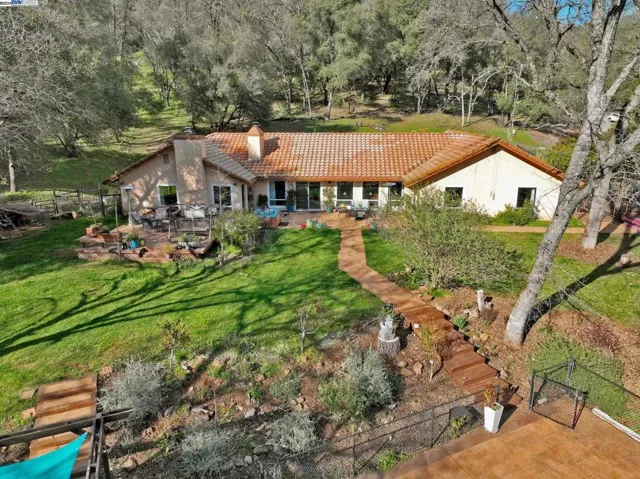 20862 E Spring Ranches Rd, Grass Valley, California 95949