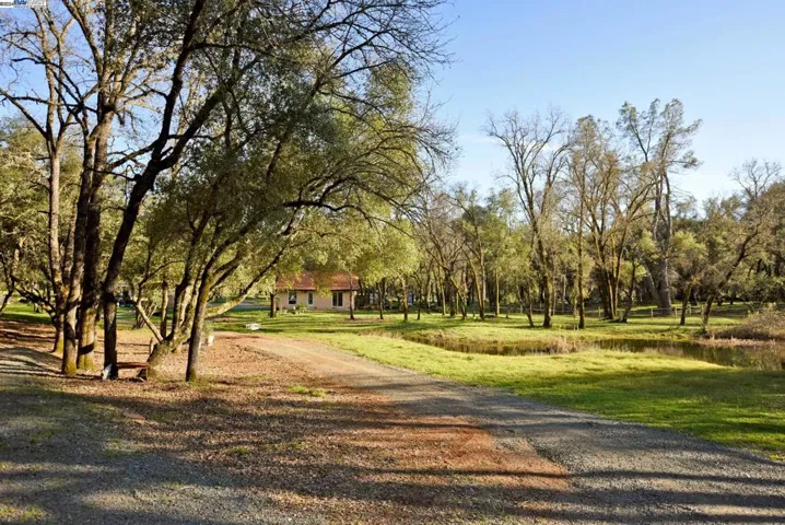 20862 E Spring Ranches Rd, Grass Valley, California 95949