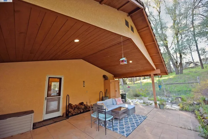 20862 E Spring Ranches Rd, Grass Valley, California 95949