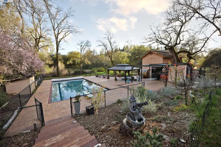 20862 E Spring Ranches Rd, Grass Valley, California 95949