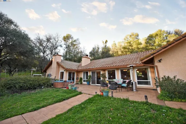 20862 E Spring Ranches Rd, Grass Valley, California 95949