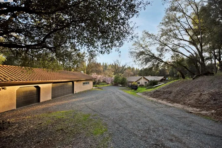 20862 E Spring Ranches Rd, Grass Valley, California 95949