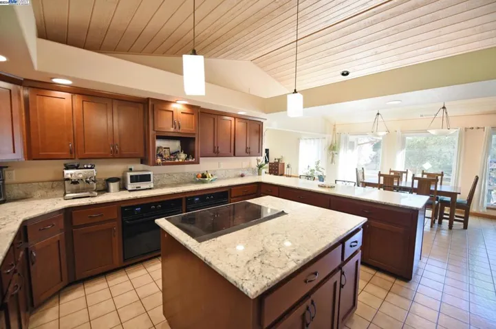 20862 E Spring Ranches Rd, Grass Valley, California 95949