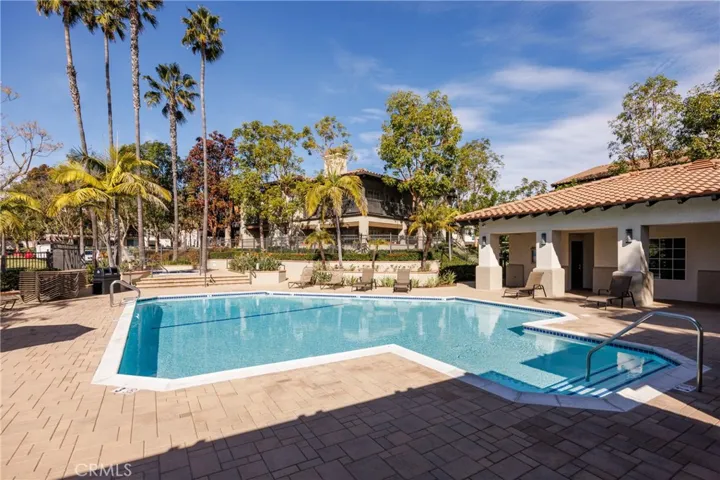 42 Via Contento, Rancho Santa Margarita, California 92688