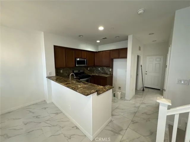 1516 Barcelona Court, Upland, California 91786