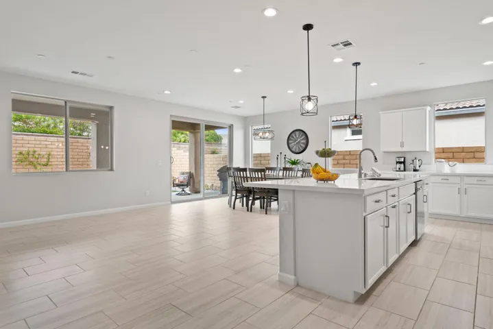 Living/Dining