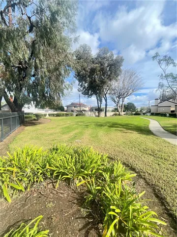 901 Hyde Court, Costa Mesa, California 92626