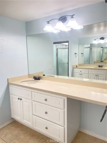 901 Hyde Court, Costa Mesa, California 92626