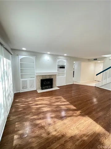 901 Hyde Court, Costa Mesa, California 92626