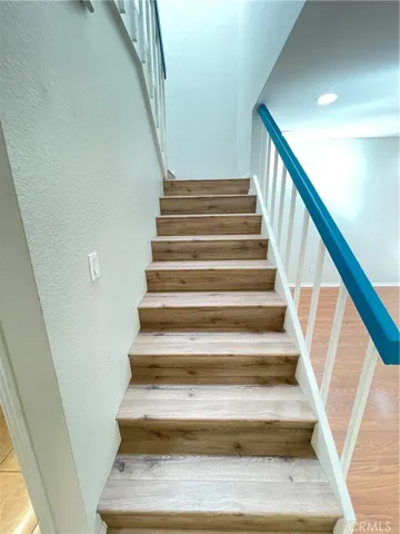 901 Hyde Court, Costa Mesa, California 92626