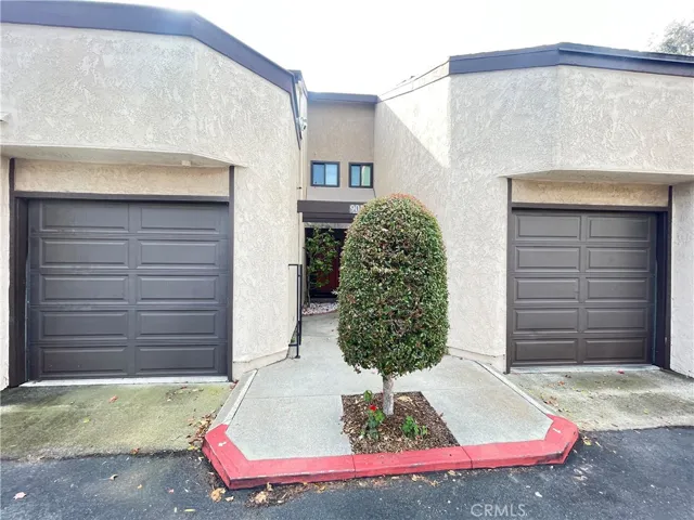 901 Hyde Court, Costa Mesa, California 92626
