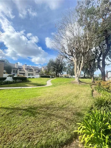 901 Hyde Court, Costa Mesa, California 92626