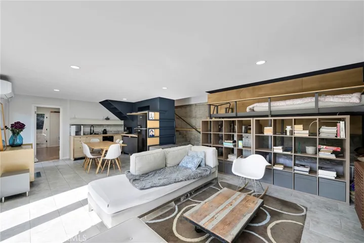 1811 Skyline Way, Fullerton, California 92831