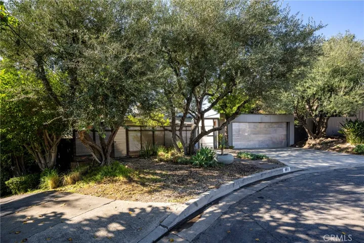1811 Skyline Way, Fullerton, California 92831