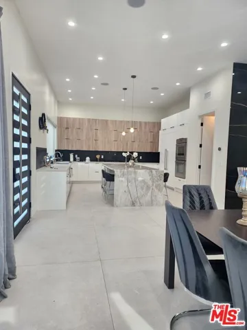 1612 S Corning Street, Los Angeles, California 90035