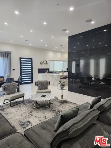 1612 S Corning Street, Los Angeles, California 90035