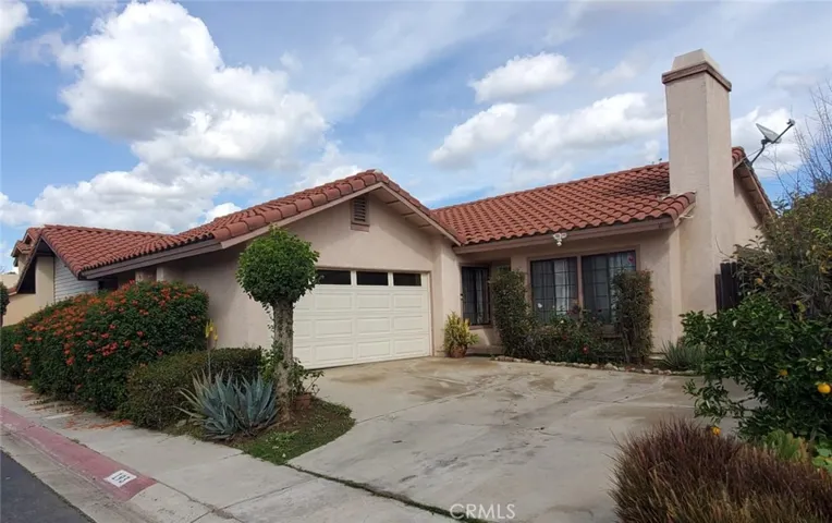 193 Mistletoe Drive, Corona, California 92879