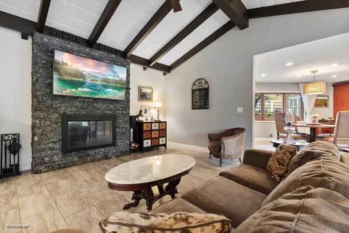 15100 Vali Hai Rd, Poway, California 92064