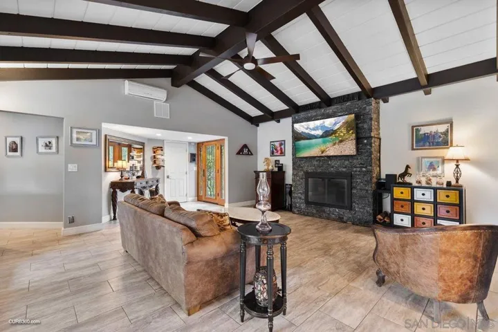 15100 Vali Hai Rd, Poway, California 92064