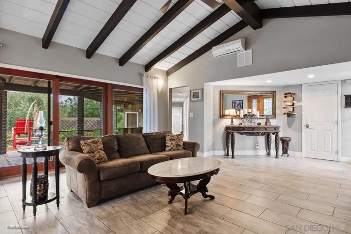 15100 Vali Hai Rd, Poway, California 92064