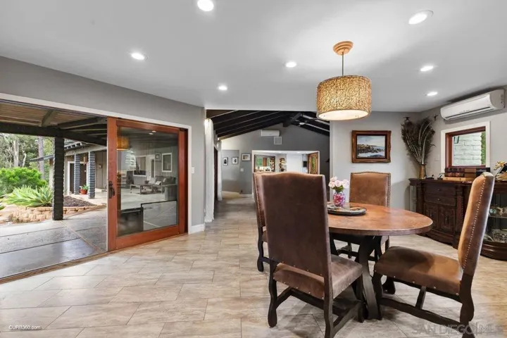 15100 Vali Hai Rd, Poway, California 92064