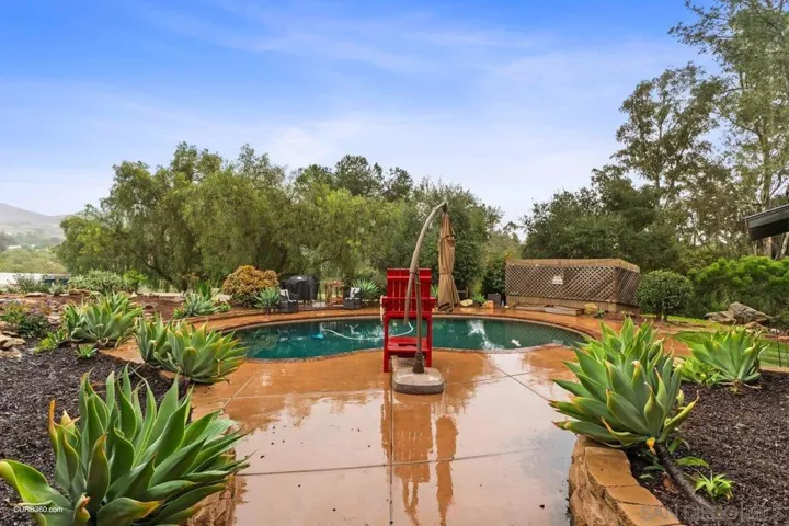 15100 Vali Hai Rd, Poway, California 92064