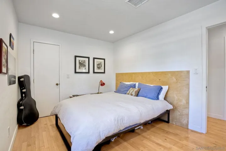 939 Olive Ave, Coronado, California 92118