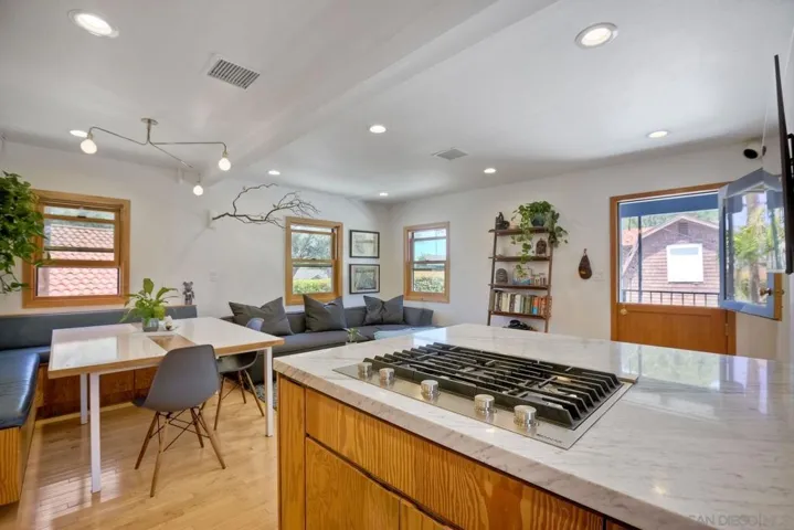 939 Olive Ave, Coronado, California 92118