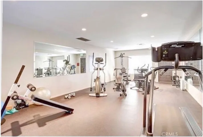 16462 Kailua Lane, Huntington Beach, California 92649