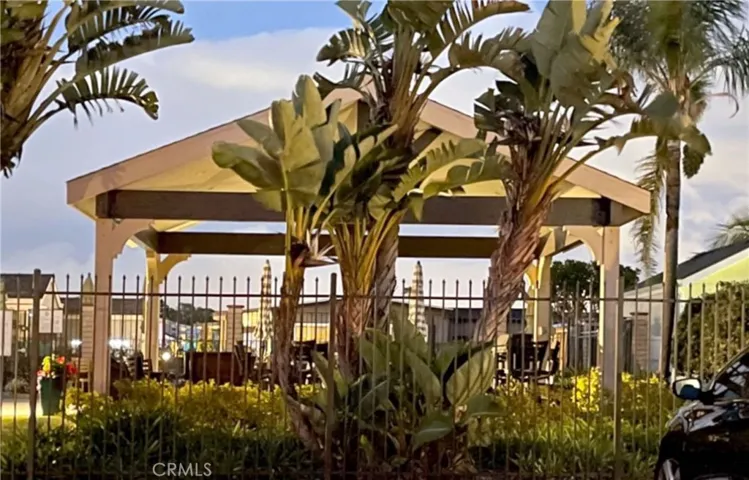 16462 Kailua Lane, Huntington Beach, California 92649