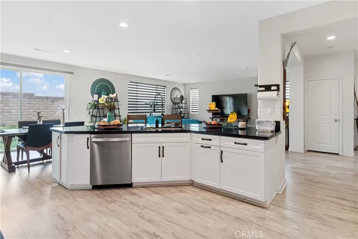 7015 Antique Street, San Bernardino, California 92407