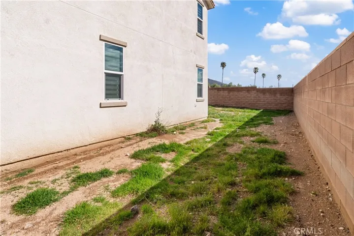 7015 Antique Street, San Bernardino, California 92407