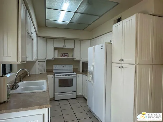 68323 Calle Cordoba, Cathedral City, California 92234
