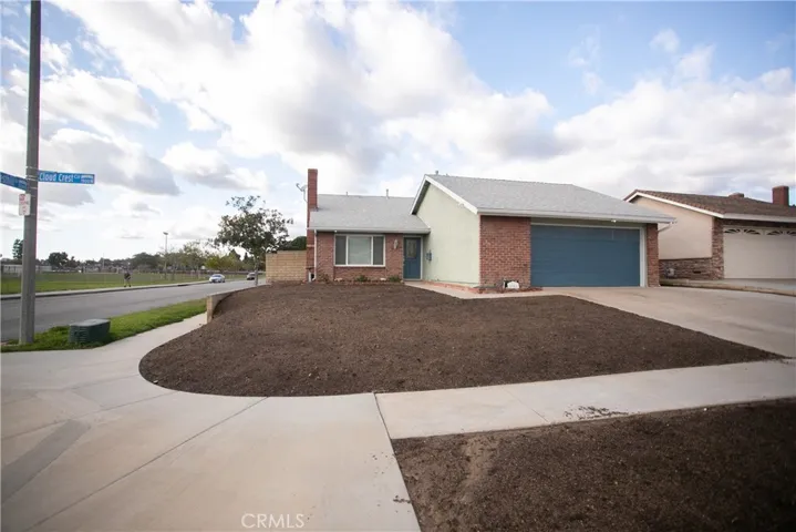 1901 N Cloud Crest Circle, Anaheim, California 92807