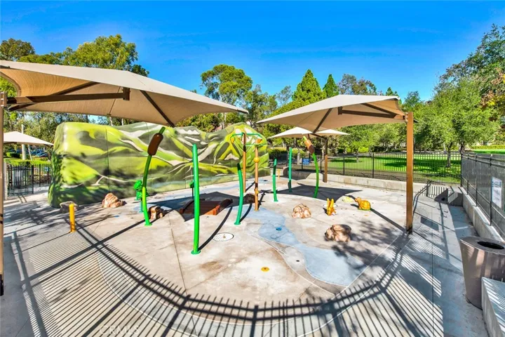 21 Via Pamplona, Rancho Santa Margarita, California 92688