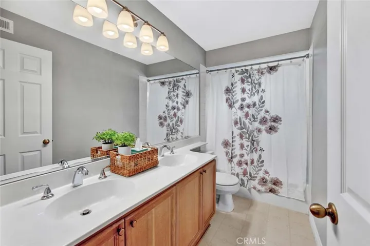 21 Via Pamplona, Rancho Santa Margarita, California 92688