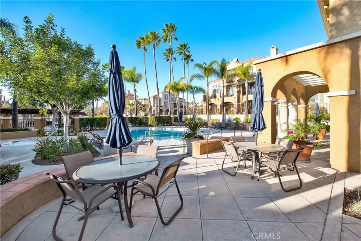 21 Via Pamplona, Rancho Santa Margarita, California 92688