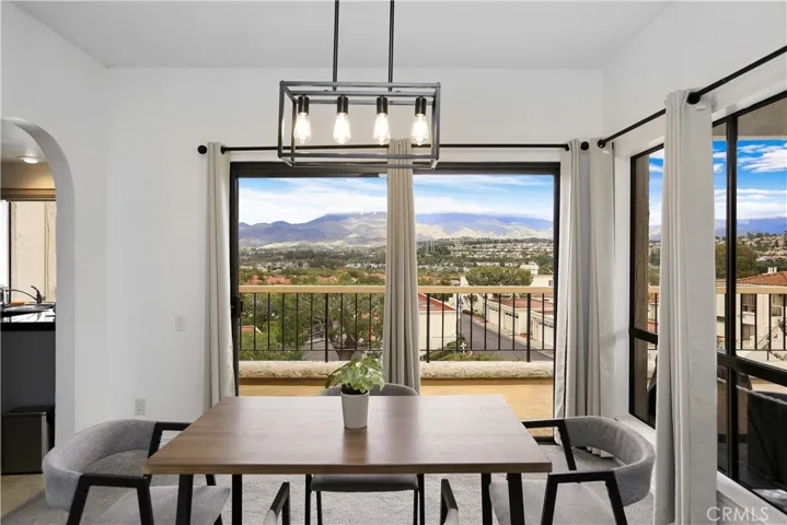 22336 Manacor 18, Mission Viejo, California 92692