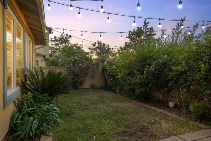 3176 Corte Tradicion, Carlsbad, California 92009