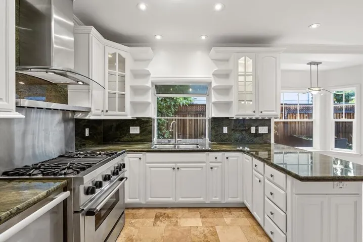 571 Georgia Avenue, Palo Alto, California 94306