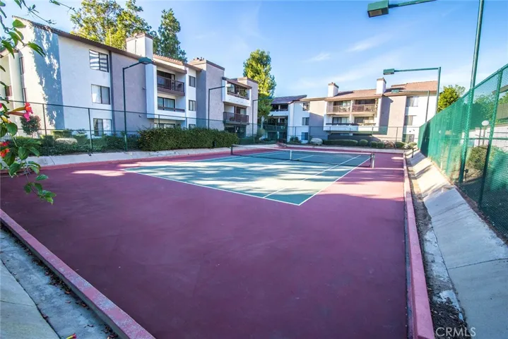 21535 Erwin Street 128, Woodland Hills, California 91367