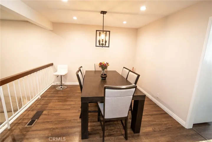 21535 Erwin Street 128, Woodland Hills, California 91367
