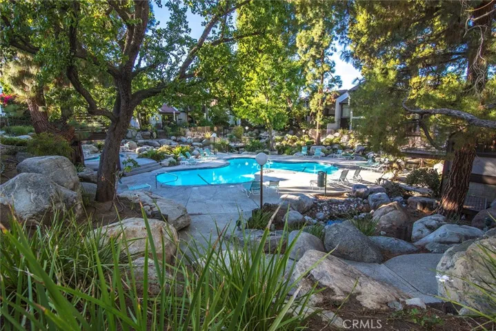21535 Erwin Street 128, Woodland Hills, California 91367