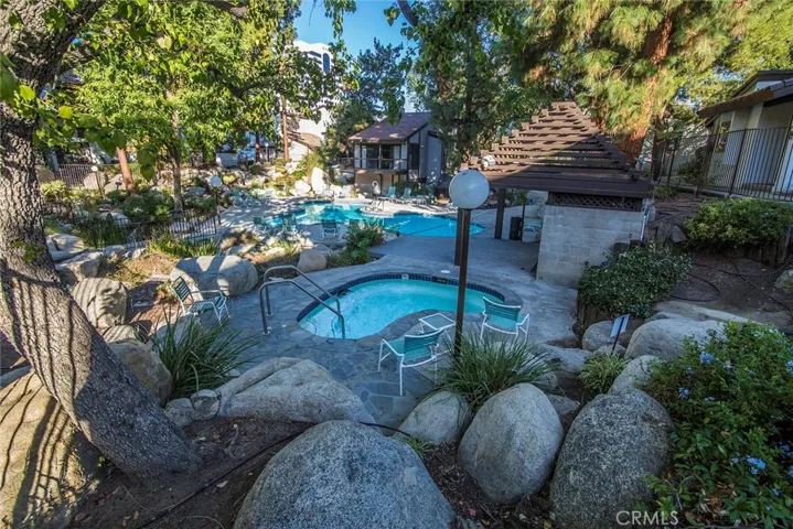 21535 Erwin Street 128, Woodland Hills, California 91367