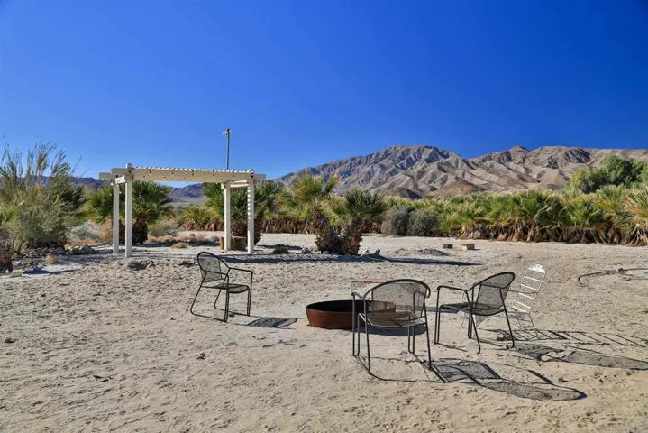 6953 Split Mountain Rd, Borrego Springs, California 92004