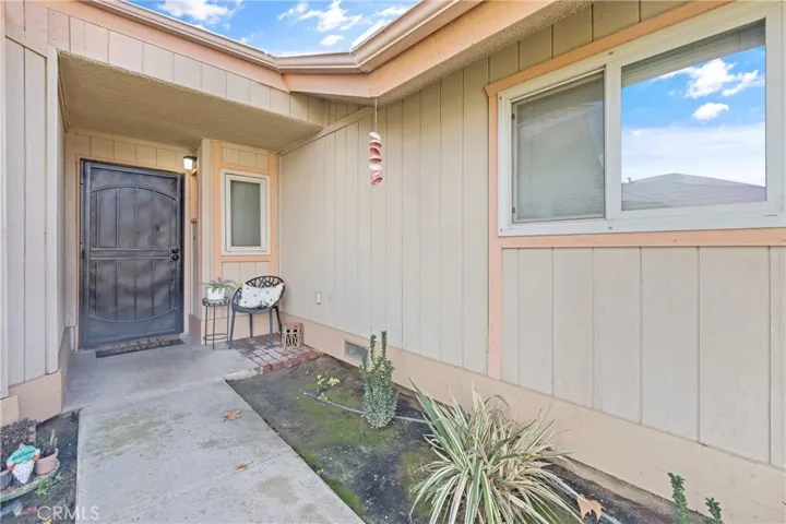 635 Vine Court, Lemoore, California 93245