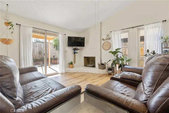 635 Vine Court, Lemoore, California 93245