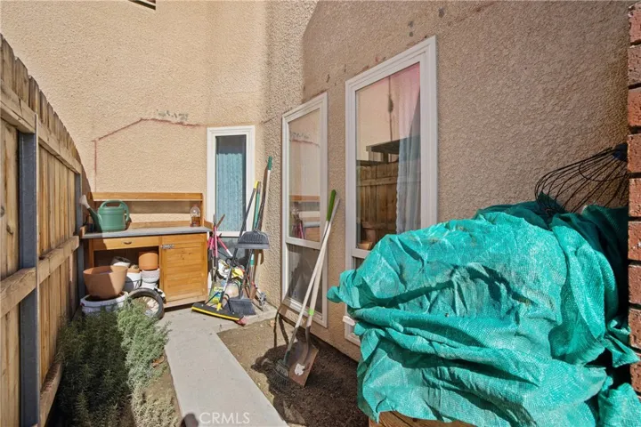 635 Vine Court, Lemoore, California 93245
