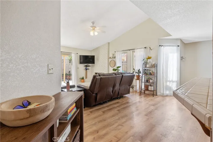 635 Vine Court, Lemoore, California 93245