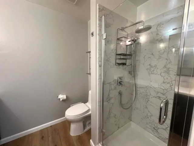 10156 English Oak Way, Cupertino, California 95014